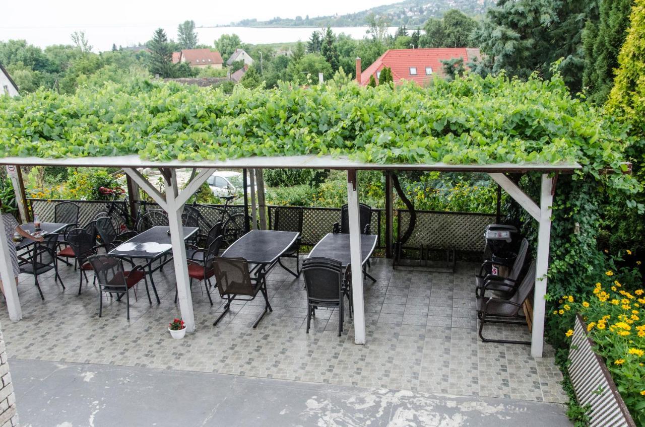Pigal Panzio Bed & Breakfast Badacsonyors Exterior photo