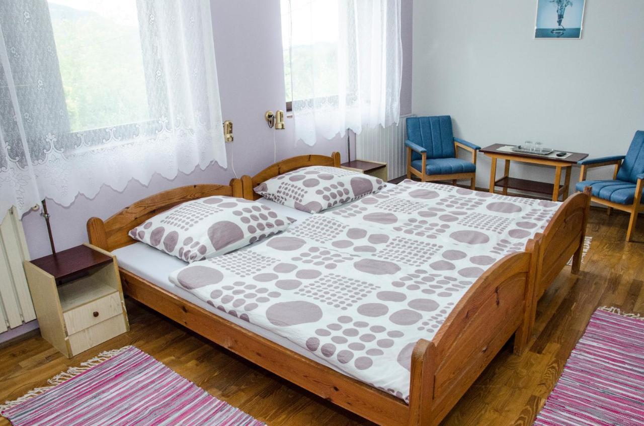 Pigal Panzio Bed & Breakfast Badacsonyors Exterior photo